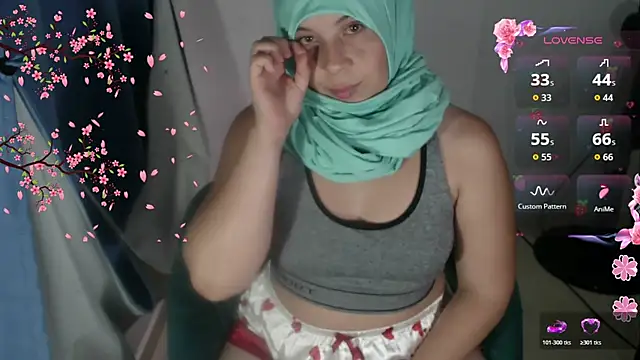 MELEK_SAMAD live cam on StripChat