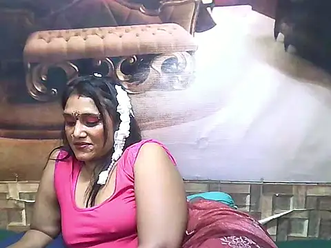IndianSexyLady20 live cam on StripChat