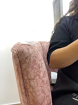 Nails_Lucia live cam on StripChat