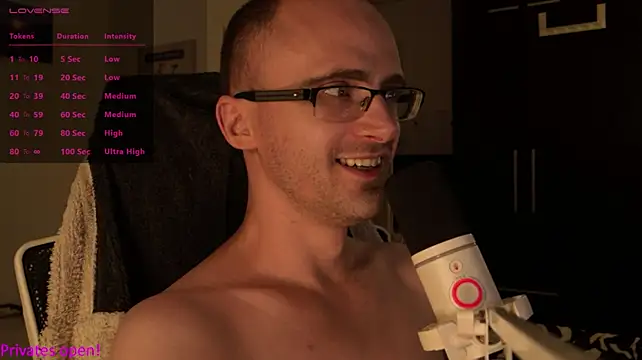 Moonsire1 live cam on StripChat