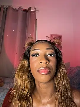 Nina_Velveta