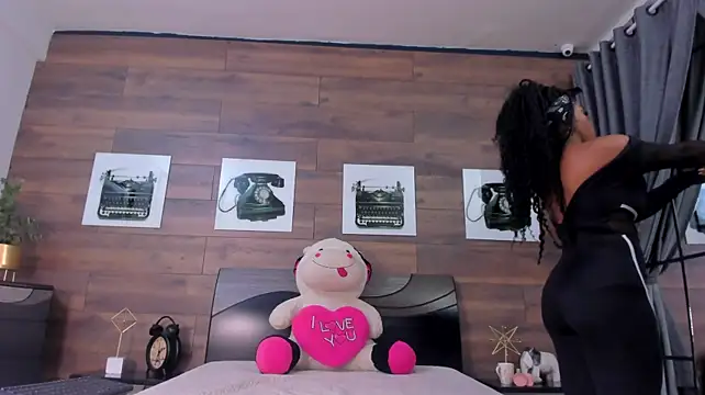 PechBri live cam on StripChat