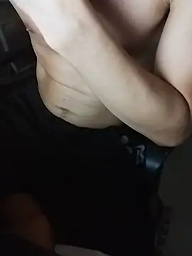 tieulinhlung live cam on StripChat