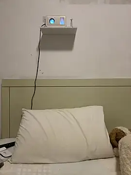CCUU-CC live cam on StripChat
