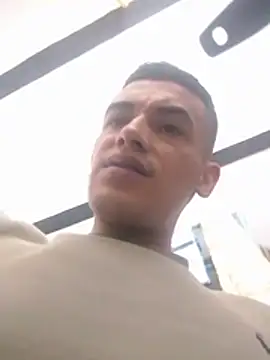 D1ogh0 live cam on StripChat