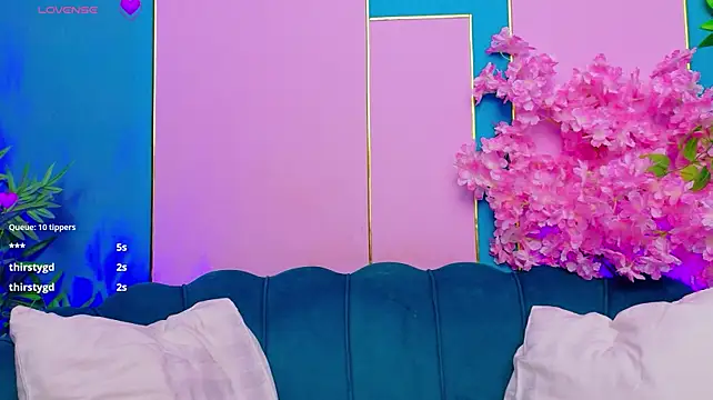 AriannaSins webcam