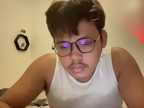 chris_oncam live cam on StripChat