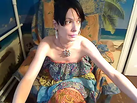 Bastet12 live cam on StripChat
