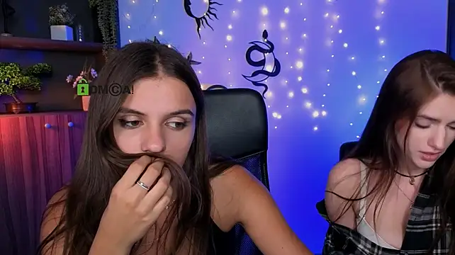 lisa_dark_ live cam on StripChat