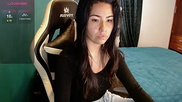alice_middlee
