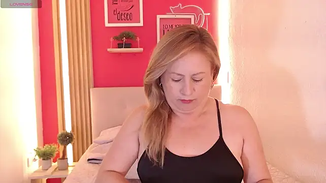 MonyCassius live cam on StripChat
