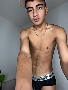 Daniel_Hot276