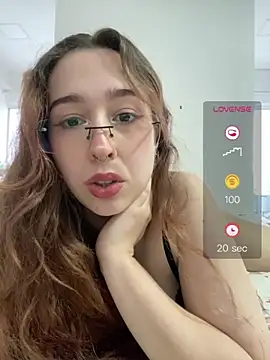 tsuki_chan_on live cam on StripChat