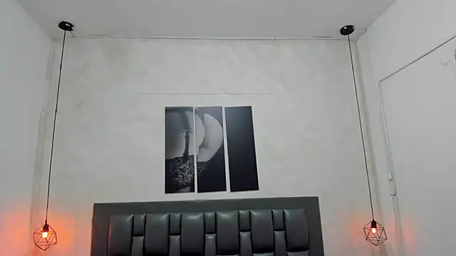 dakota_roussee live cam on StripChat