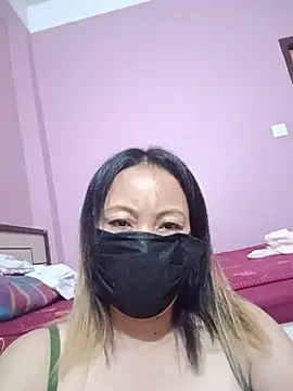 Bristy_BigBoobs live cam on StripChat