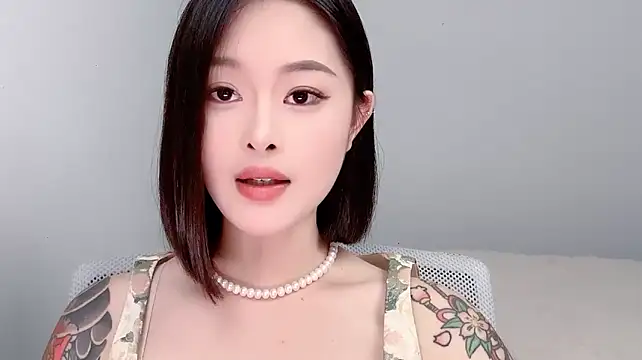 Ivy_360 live cam on StripChat