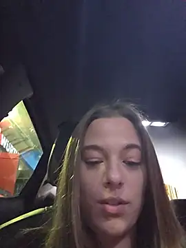 Luna_Lynn