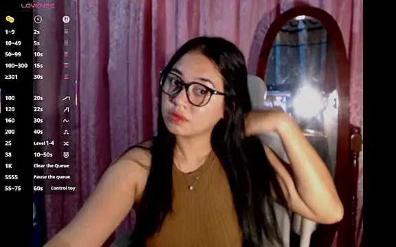 xxseducemaexx live cam on StripChat