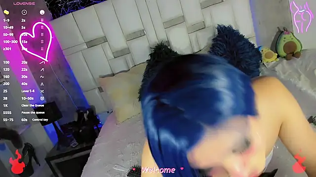 Baby_Aliz live cam on StripChat