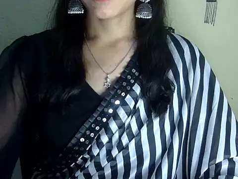 Shazi_1 live cam on StripChat