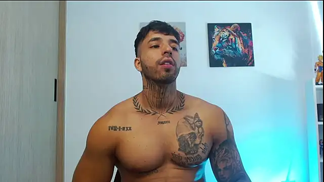 Jacobb_Phoenix live cam on StripChat