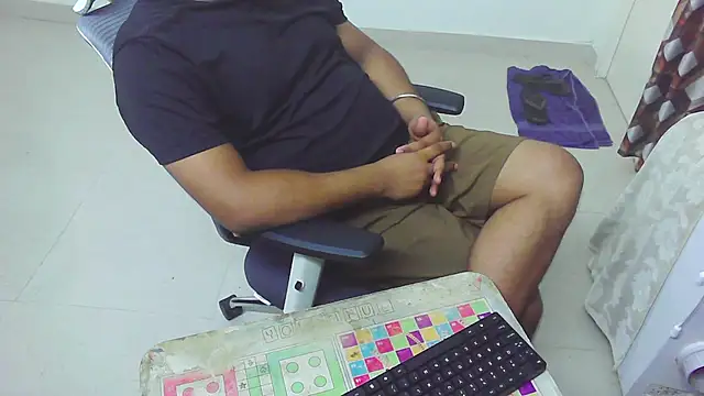 rentarob live cam on StripChat