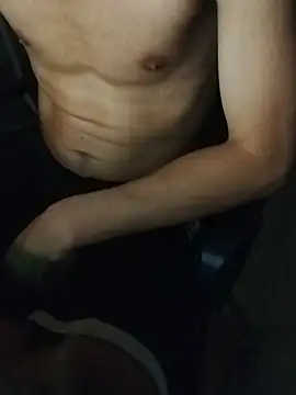 tieulinhlung live cam on StripChat