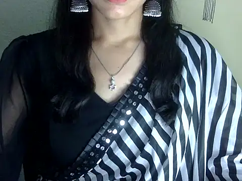 Shazi_1 live cam on StripChat