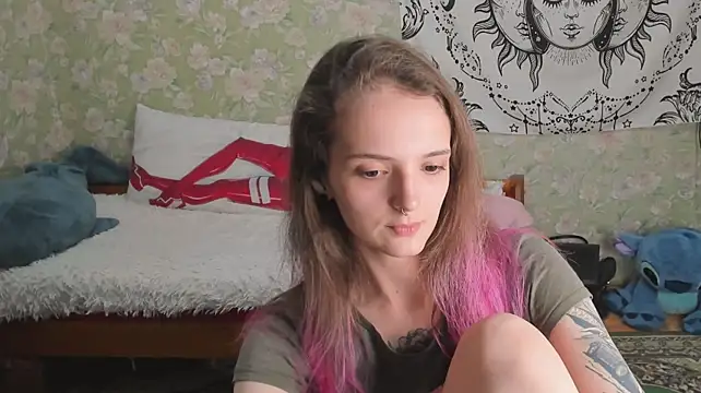 Cutie_Adelia live cam on StripChat