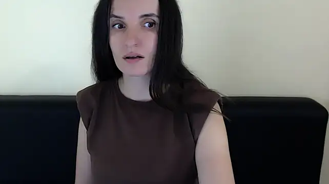 LaimaV_ live cam on StripChat