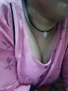 savita_je live cam on StripChat