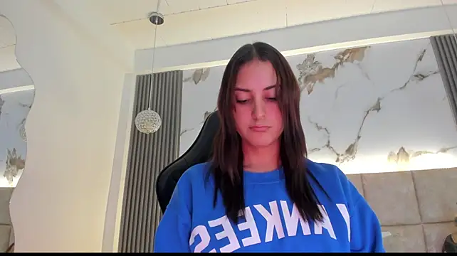 ChaeyounngDae live cam on StripChat
