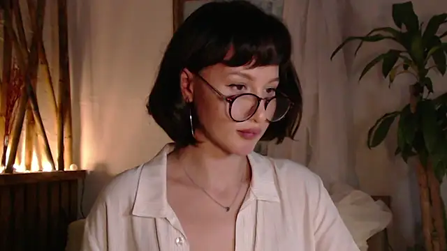wanderwhitch live cam on StripChat