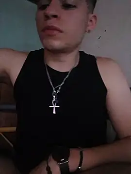 Oliver_LA live cam on StripChat