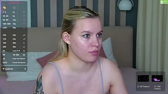 AmaliaBell live cam on StripChat