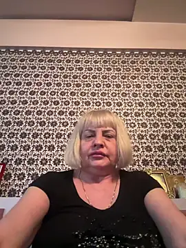 AnastasiaGrey777 live cam on StripChat