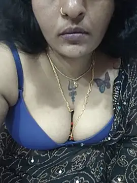 Mass_madhu live cam on StripChat