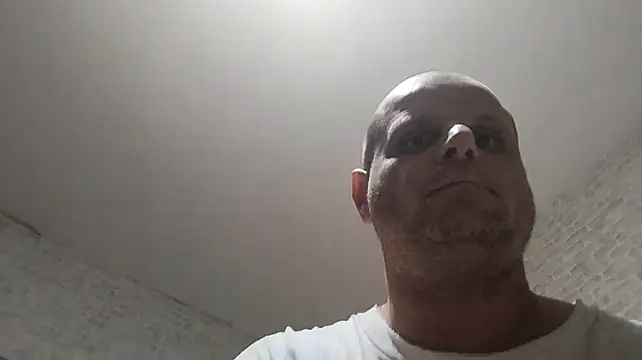 pussyjuicelover38 live cam on StripChat