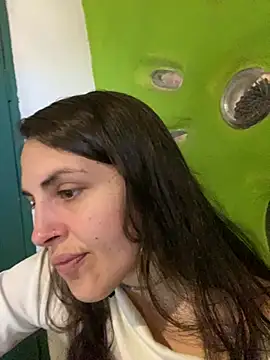 isadelasestrellas live cam on StripChat