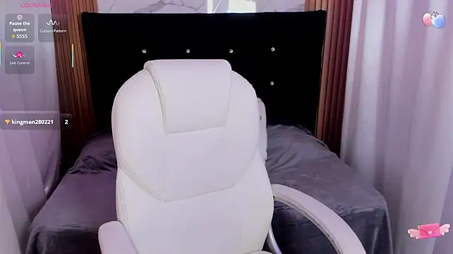Anna_Blade_ live cam on StripChat