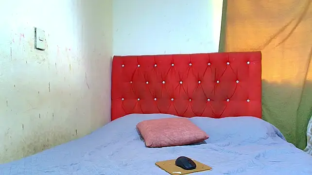 DaxAndCherry_ live cam on StripChat