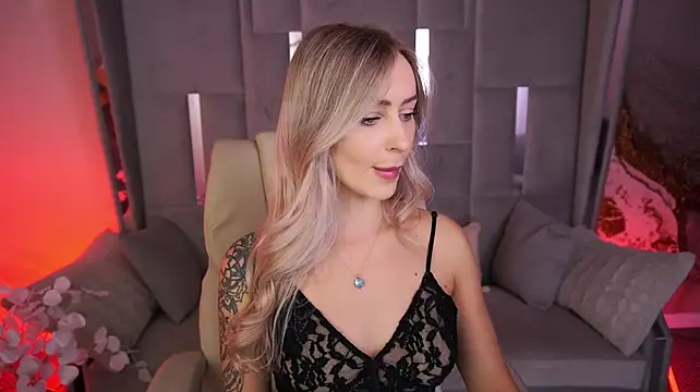 GraceCandy live cam on StripChat