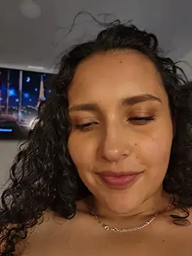 Lucy_Marin live cam on StripChat