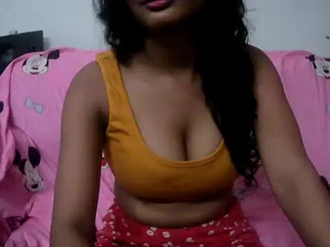 allisha_18__ live cam on StripChat