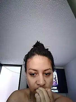 Tiphanydirty3 live cam on StripChat