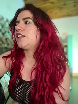 NikkiNix