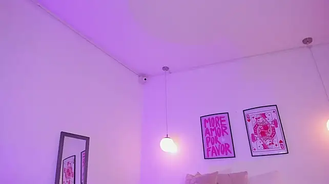 camilaa7 live cam on StripChat