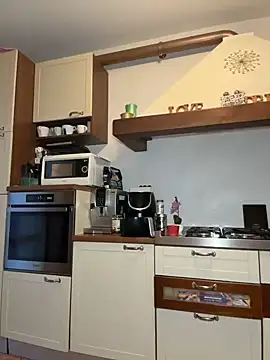 Eva_Pearl