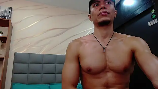 mike_rolly_hot