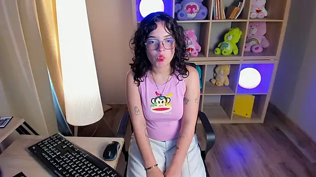Lila_ciel live cam on StripChat